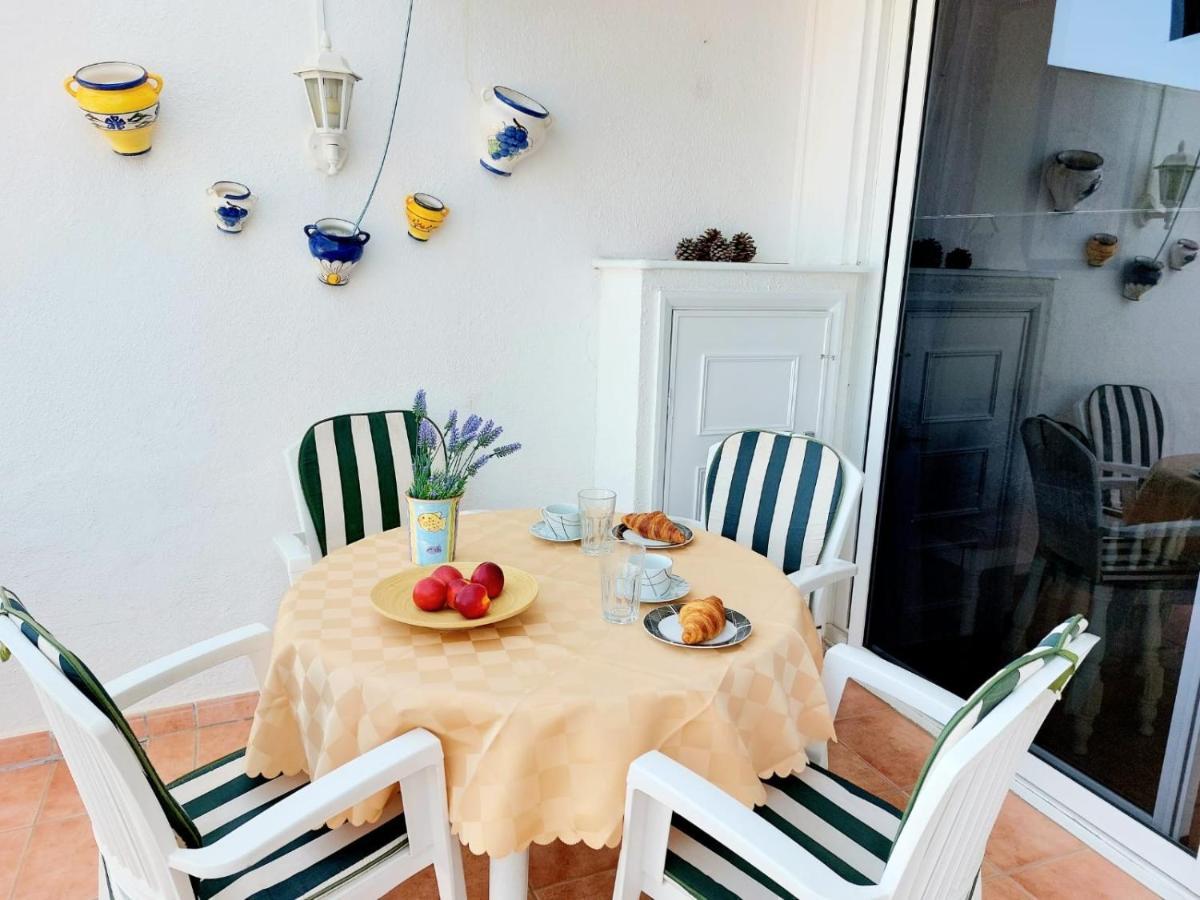 First Line Villa Floor Studio Apartment With Amazing Sea View Air Conditioned Just 50M From The Beach 阿德耶 外观 照片