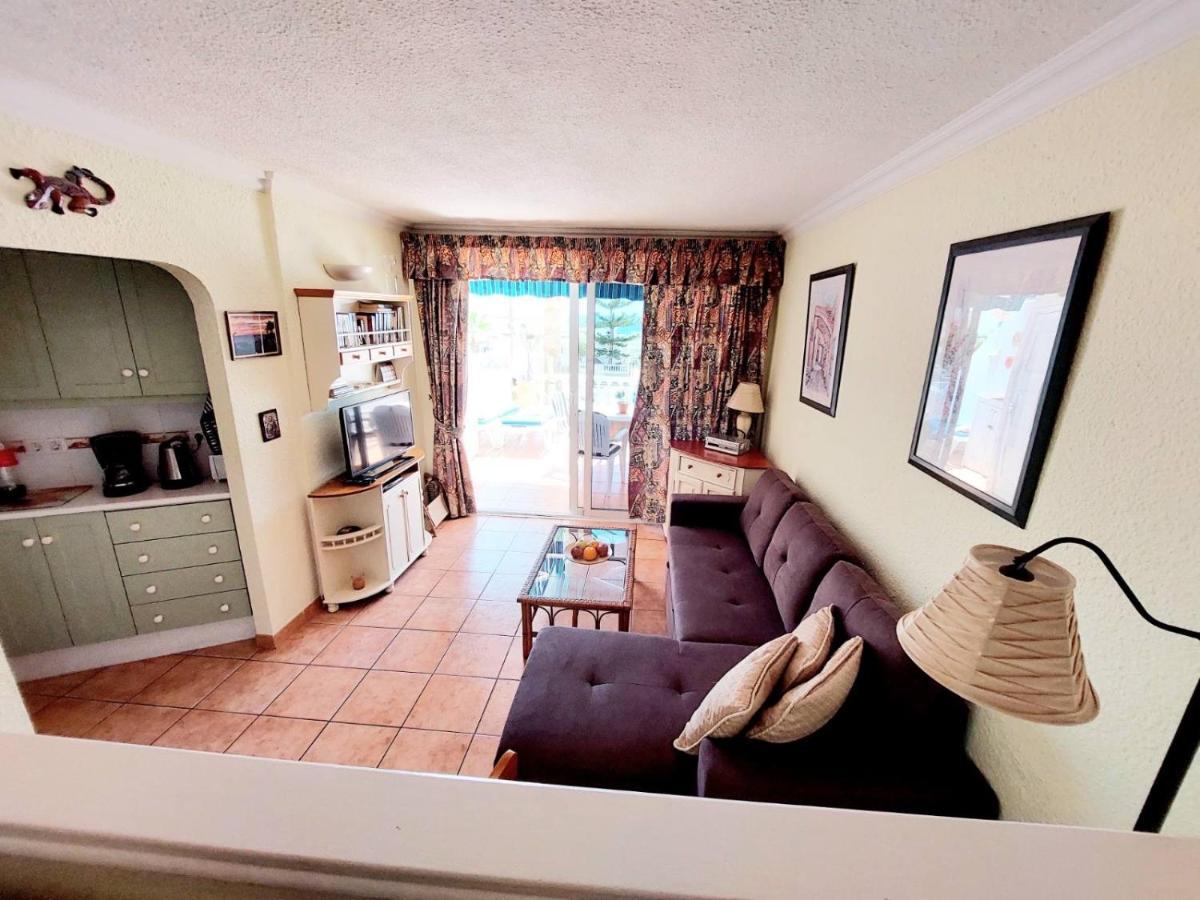 First Line Villa Floor Studio Apartment With Amazing Sea View Air Conditioned Just 50M From The Beach 阿德耶 外观 照片