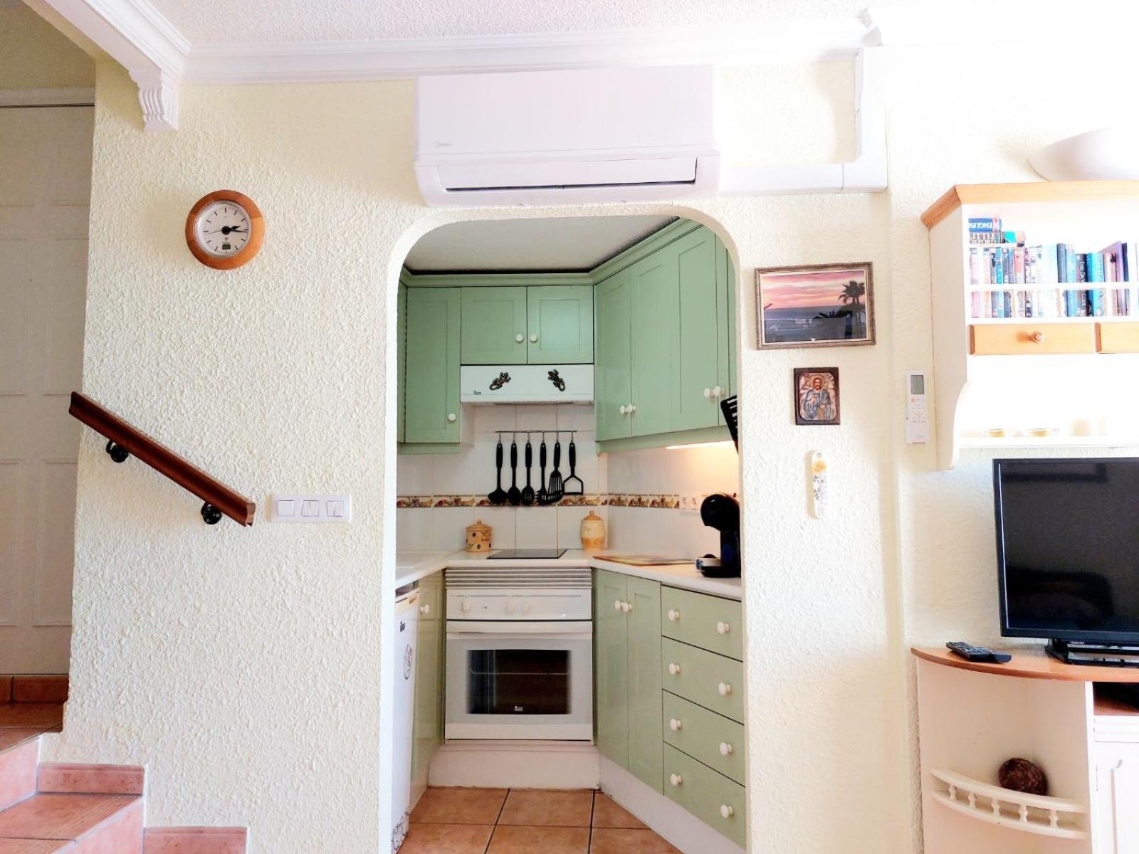 First Line Villa Floor Studio Apartment With Amazing Sea View Air Conditioned Just 50M From The Beach 阿德耶 外观 照片